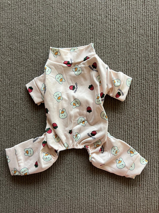 PIJAMA CONEJO FRESA