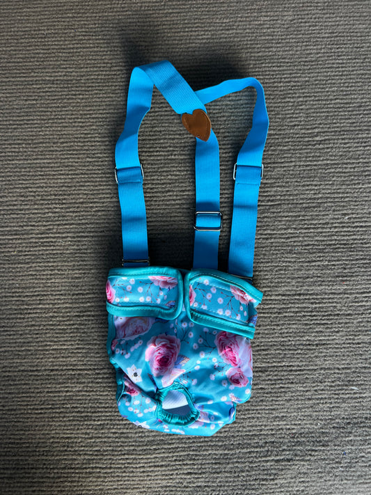 PAÑAL REUTILIZABLE PARA HEMBRA