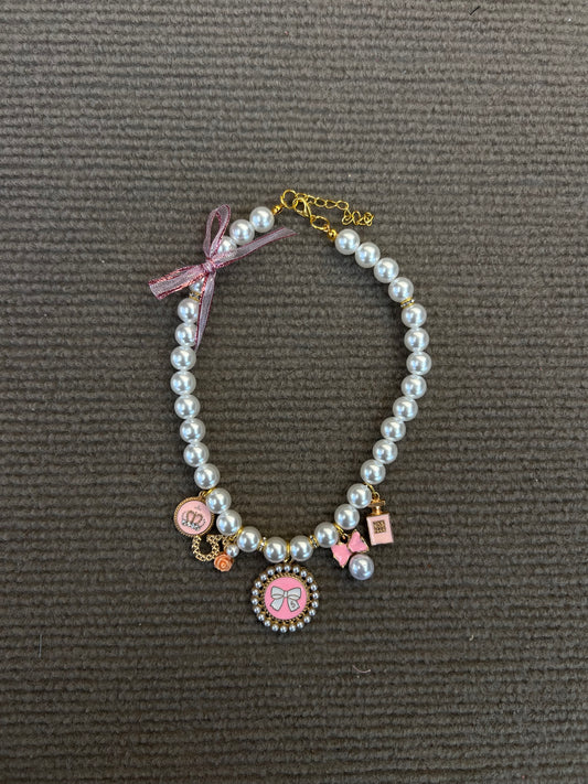 COLLAR CUTE