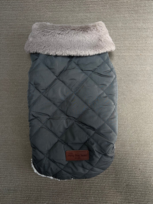 CHALECO DE PELUCHE CON CUELLO DE PELUCHE