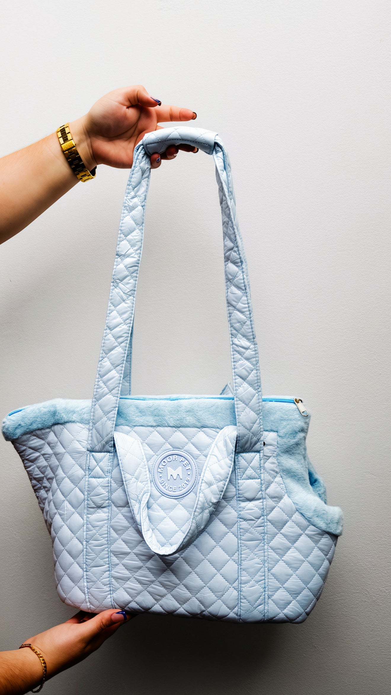 BOLSO CARGADOR CELESTE