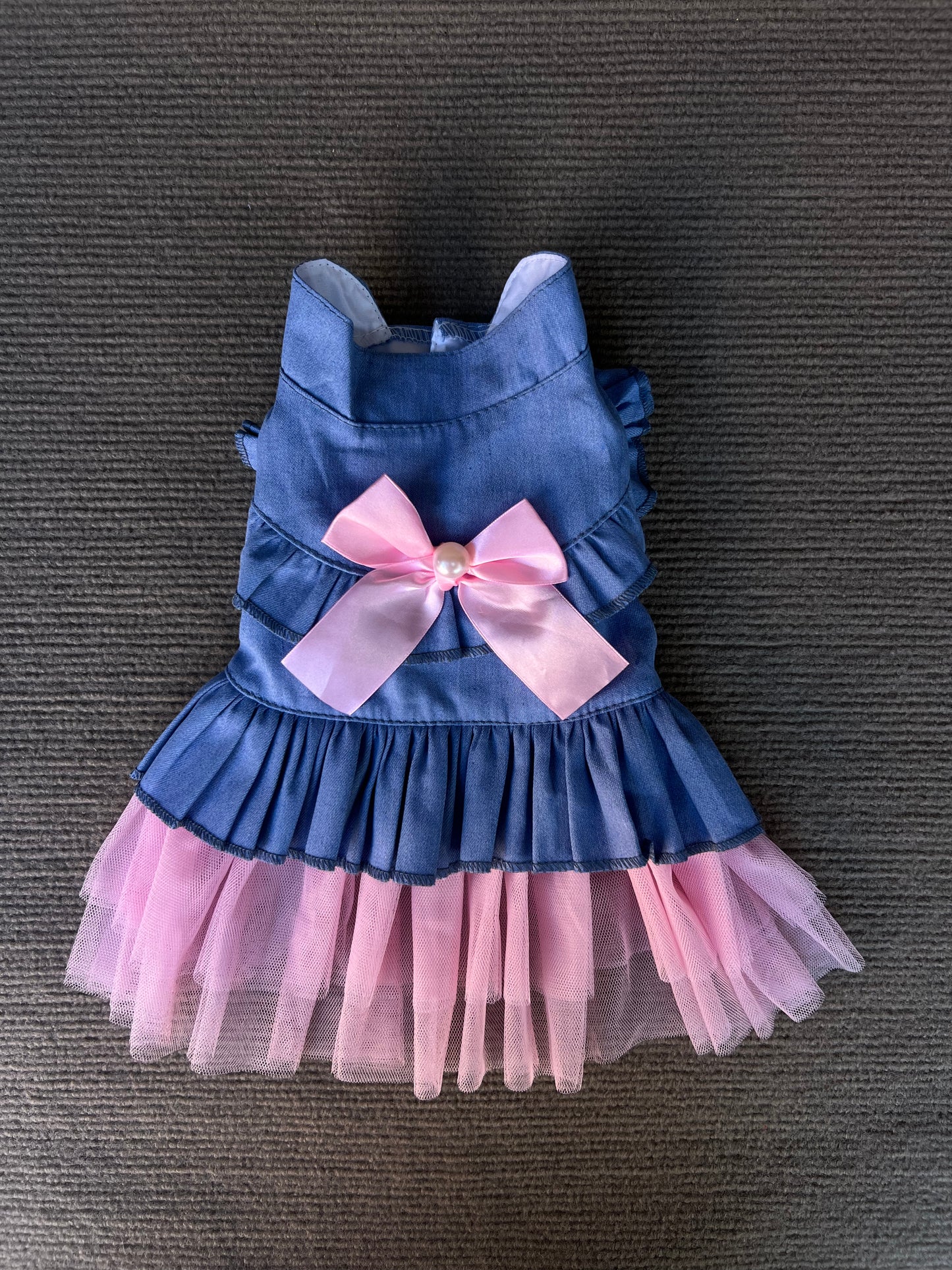 VESTIDO ESTILO MEZCLILLA CON ROSADO