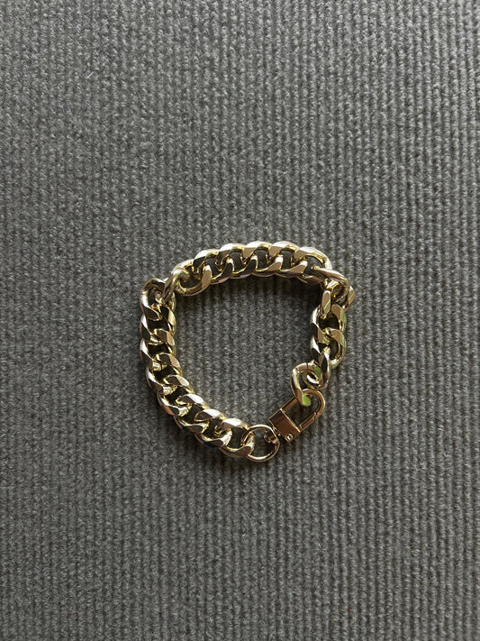 COLLAR CADENA DORADA